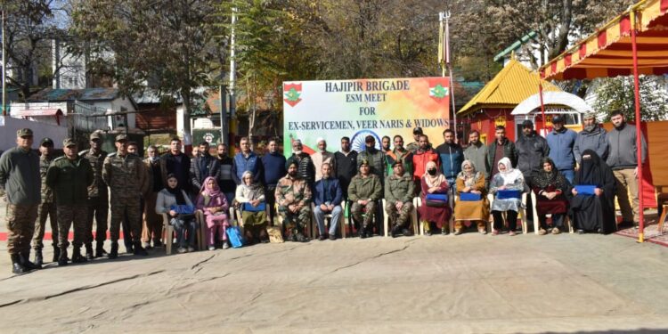 Indian Army Honours Veer Naris and Veterans at Trehgam Garrison