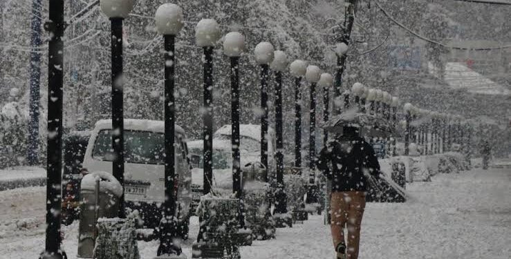 J&K Prepares for Moderate to Heavy Snowfall in Early January
