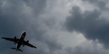 Srinagar-Jammu Flight Diverted to Delhi Due to Low Visibility