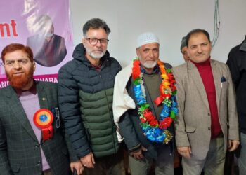 Kupwara: Farewell Party Held in Honor of ALO  Ahead of His Retirement