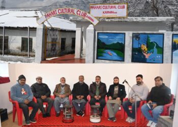 Pahari Cultural Club Karnah Organizes Mushaira 