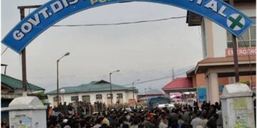Pulwama Doctors Save Pregnant Woman and Unborn Child in Critical Condition