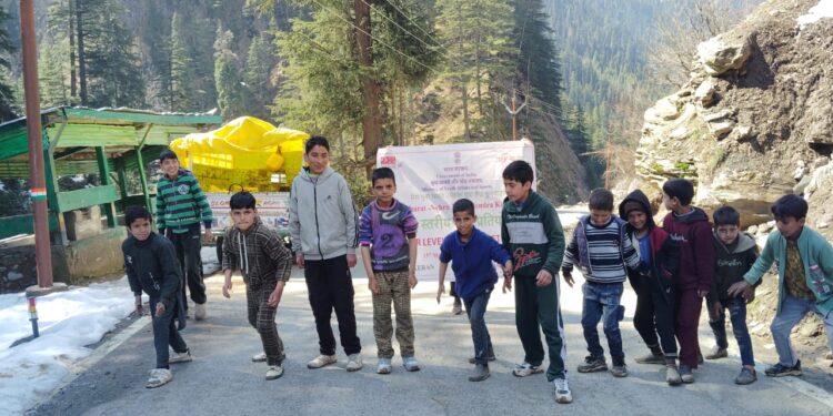 Keran Hosts Cluster Level Sports Meet under MY Bharat Initiative