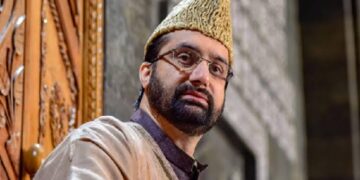 Centre Declares Mirwaiz’s AAC & Abas Ansari’s JKIM Unlawful Associations Under UAPA