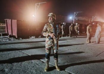 13 terrorists killed, 80 passengers rescued in Pakistan train attack