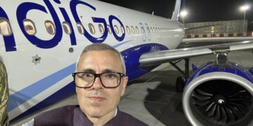 CM Omar Abdullah Criticizes Delhi Airport Over Flight Diversion Chaos