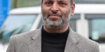 Mudasir Ahmad Takes Charge as SDM Lolab, Javed Naseem Masoodi Moves to Handwara