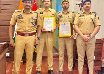SSP Anantnag Felicitates Officers for Securing First Conviction Under New Criminal Laws