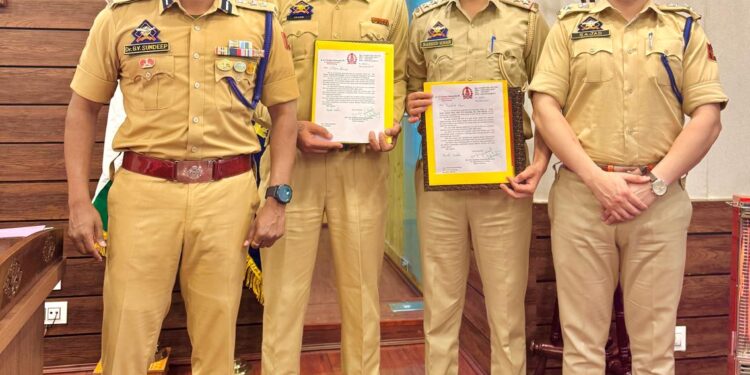 SSP Anantnag Felicitates Officers for Securing First Conviction Under New Criminal Laws