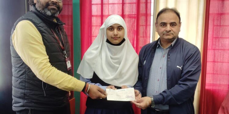 Kafa Tasleem of AGS Hajinar Wins ₹25,000 Cash Award in Dhai Akhar Letter Writing Campaign