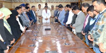 SKIMS Observes Silence in Memory of Pahalgam Victims, Condemns Violence