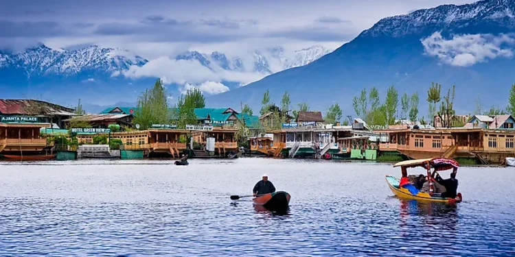Govt closes 48 tourist destinations out of 87 in Kashmir