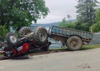 Tractor Driver Dies in Tragic Road Accident in Lolab