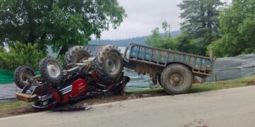 Tractor Driver Dies in Tragic Road Accident in Lolab