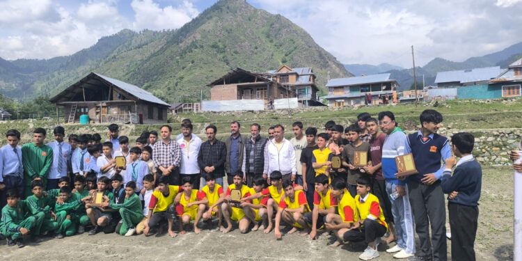 Iqra Model Public School Kandi Karnah Wins Zonal Kho-Kho Title in Debut Appearance