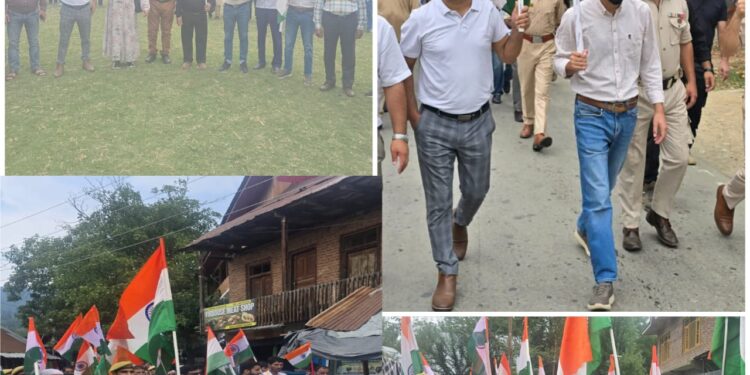 SDM Lolab Leads Grand Tringa Rally with Patriotic Fervour